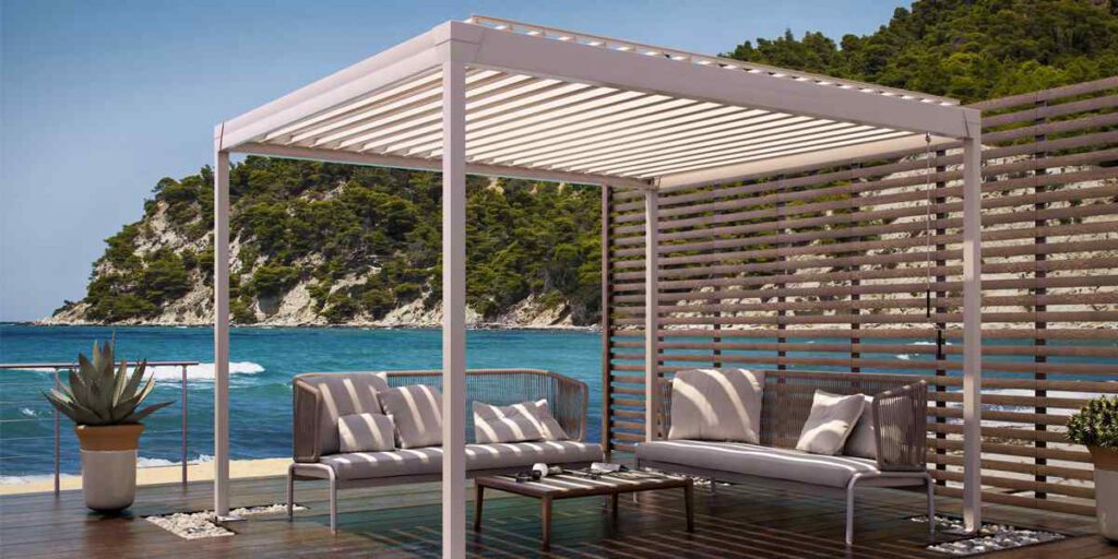 Advantages of Bioclimatic Pergola in Summer Season