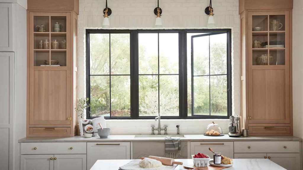 What is Double Hung Windows: The Versatility and Efficiency